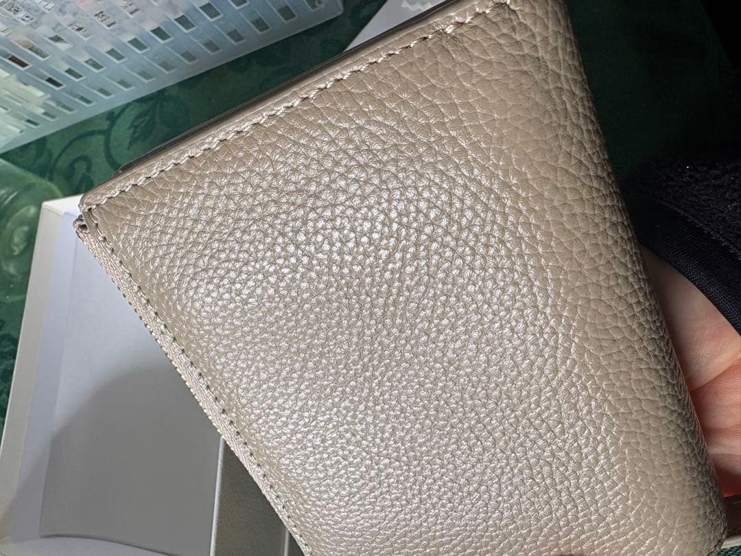 ほぼ新品　アニエスの財布(ベージュ*オレンジピンク) 0652-VCR1