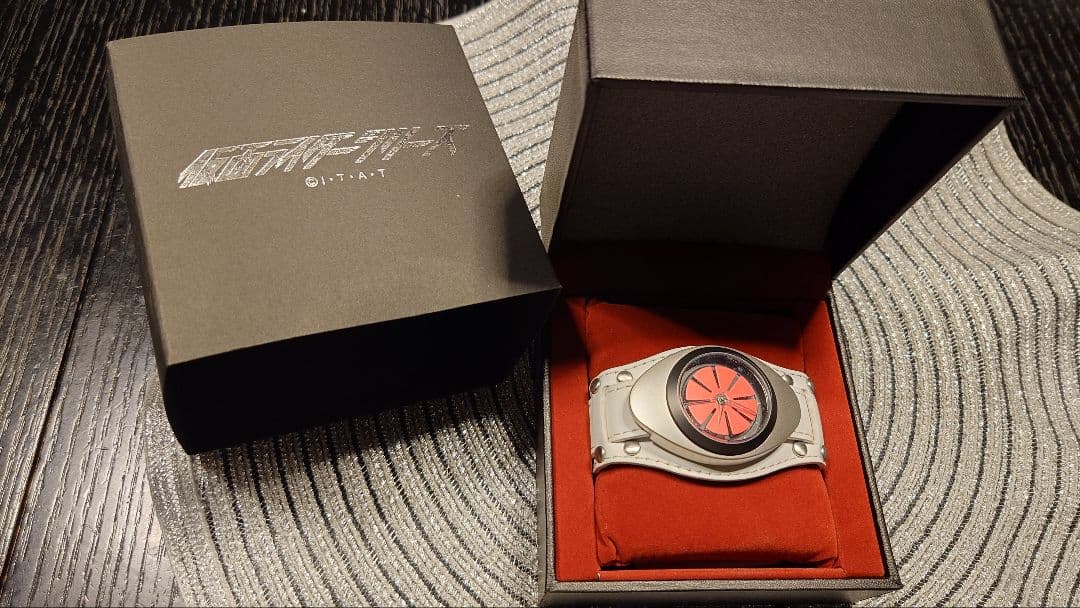 ★希少！仮面ライダー1号 変身ベルト 腕時計 新品