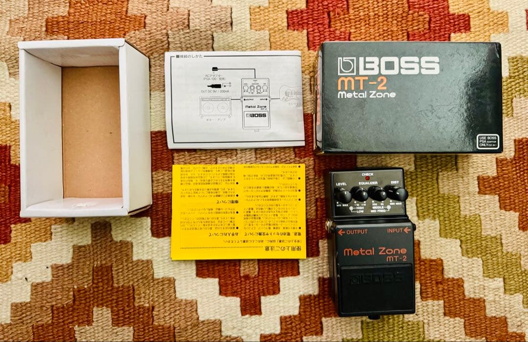 BOSS MT-2 l Zone ギターエフェクター 箱付　美品　台湾製