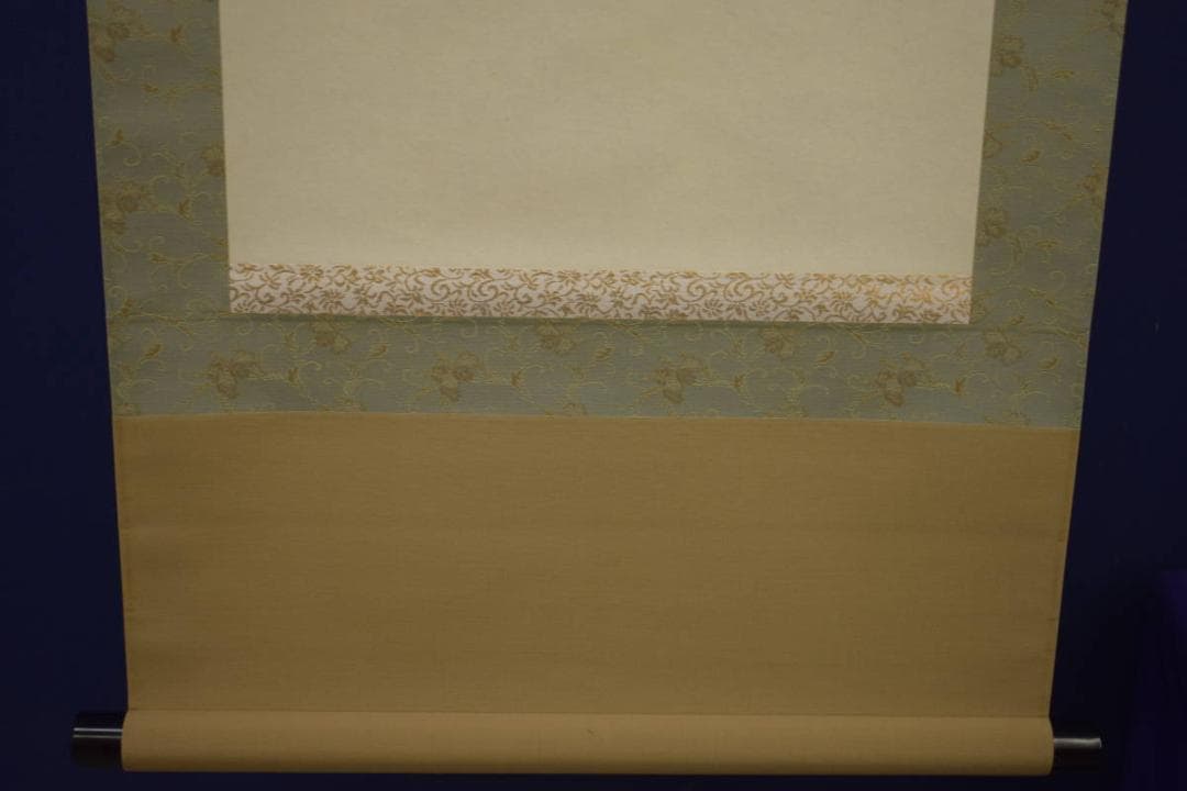 真作/萩原稲栄/葡萄蜂図/ブドウ図/桐共箱付/布袋屋