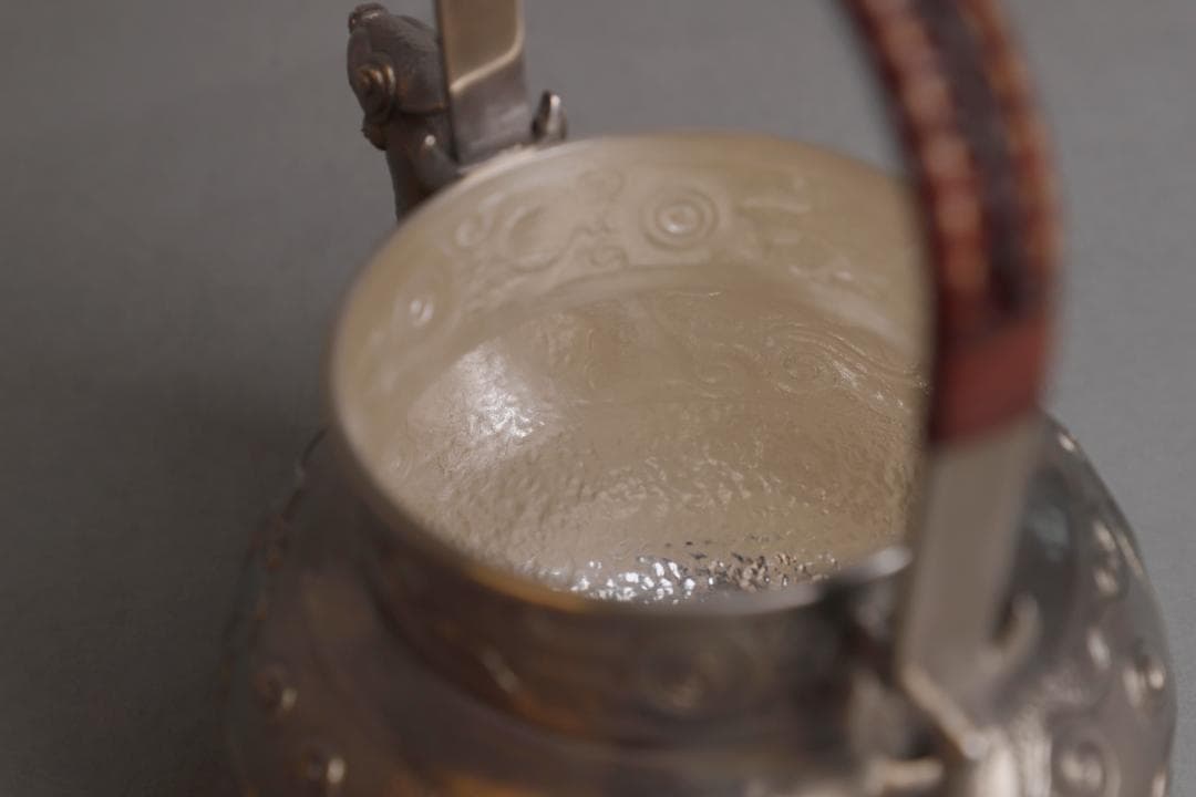 純銀製 饕餮文 獣口湯沸 銀瓶 煎茶道具 重さ902g