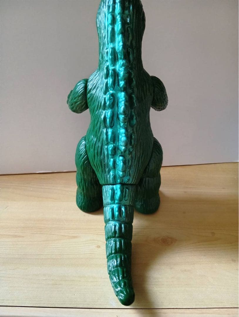 M1号 ゴジラ フィギュア