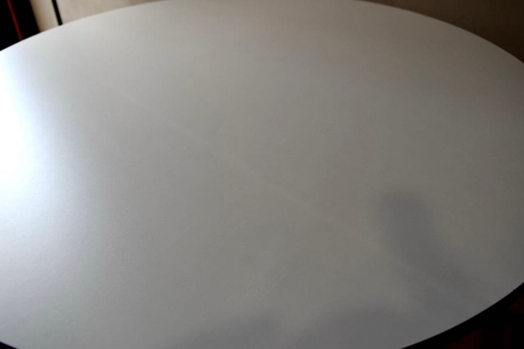 ダイニングテーブル Round table