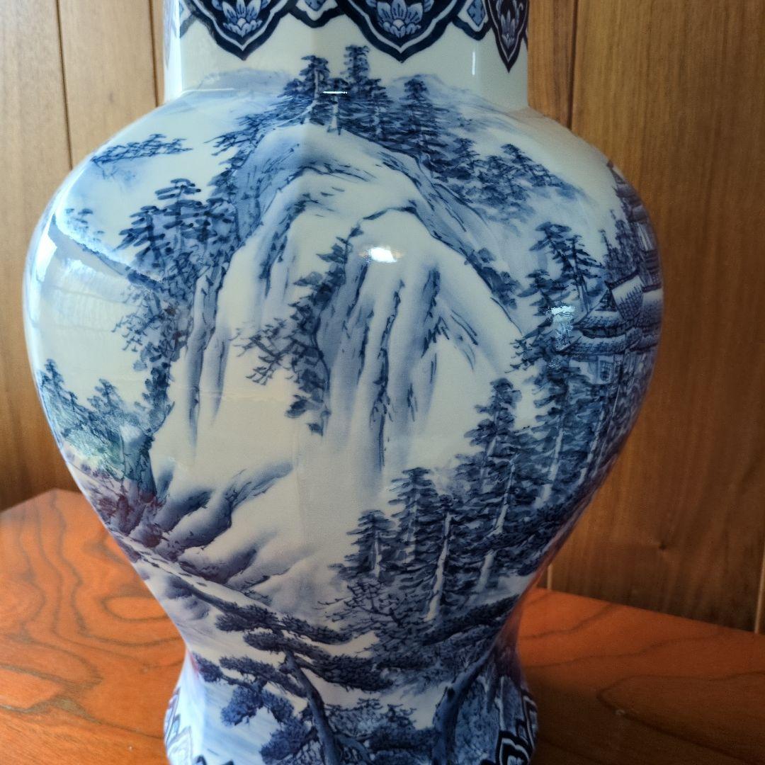 TKです。有田焼 神右衛門　染付山水図 　染付細密絵図花瓶 飾壺 古美術