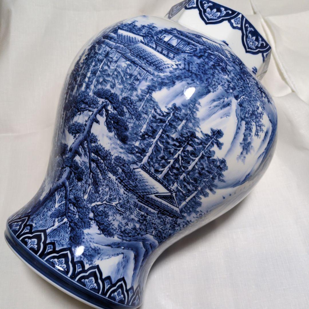 TKです。有田焼 神右衛門　染付山水図 　染付細密絵図花瓶 飾壺 古美術