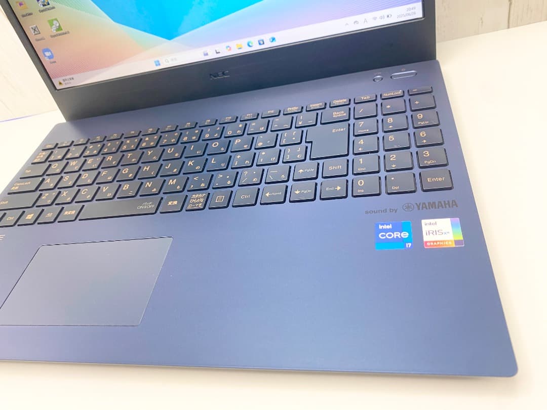 Windows11 Core i7-1165G7 SSD1TB メモリ32GB