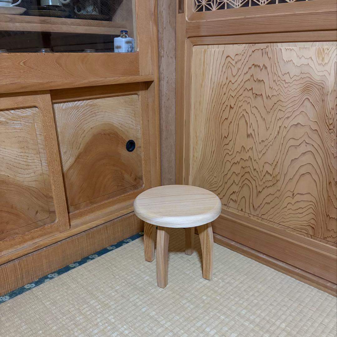 1368建具屋一筋58年のおじいちゃんの手作りスツール、イス☆けやき