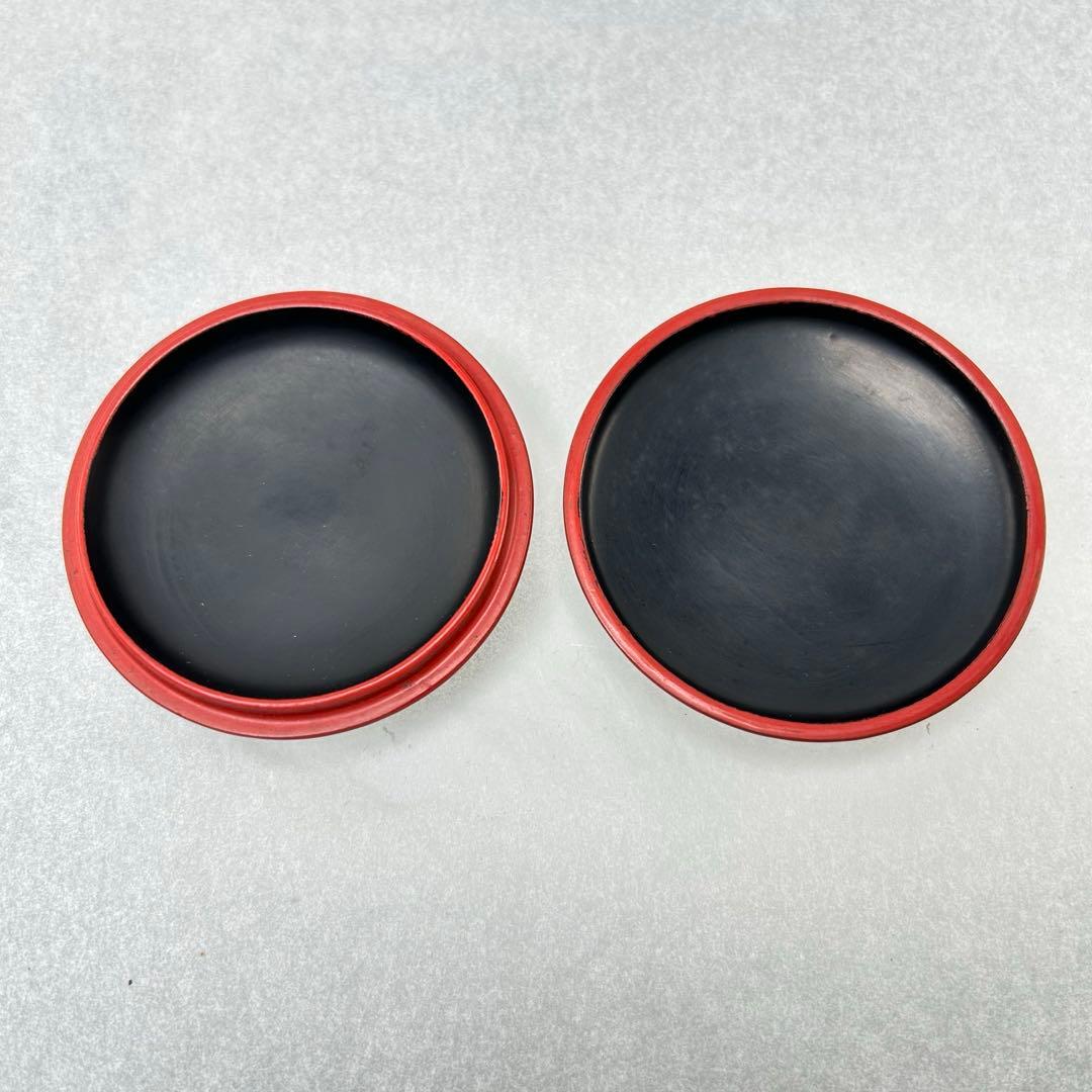 A014無形文化財村上堆朱　香合　泉山作　牡丹に唐草