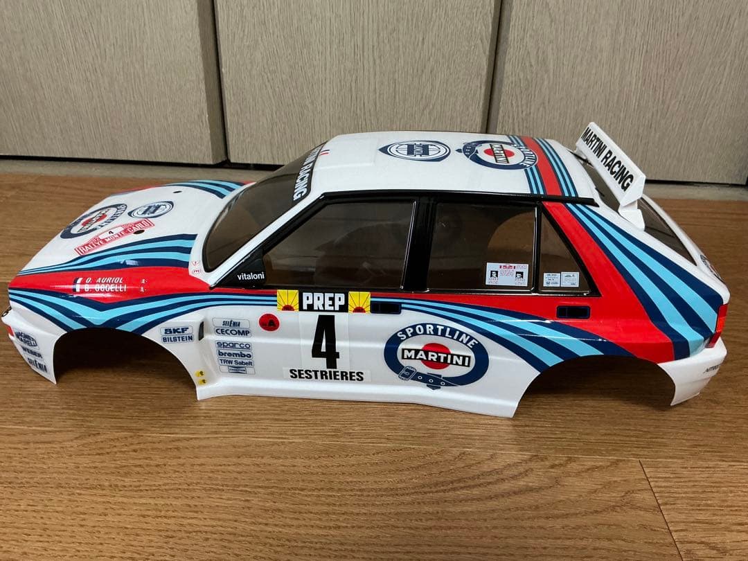 新品 タミヤXB ランチアデルタ メーカー塗装済みボディ、タイヤホイールセット