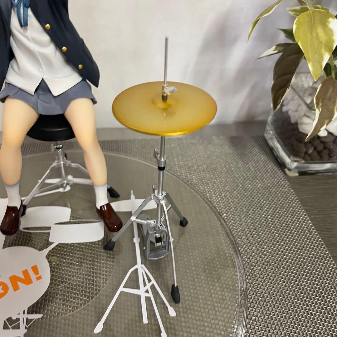 64124 アルター&プライズ製ドラム　けいおん! 1/7 田井中 律 現状品
