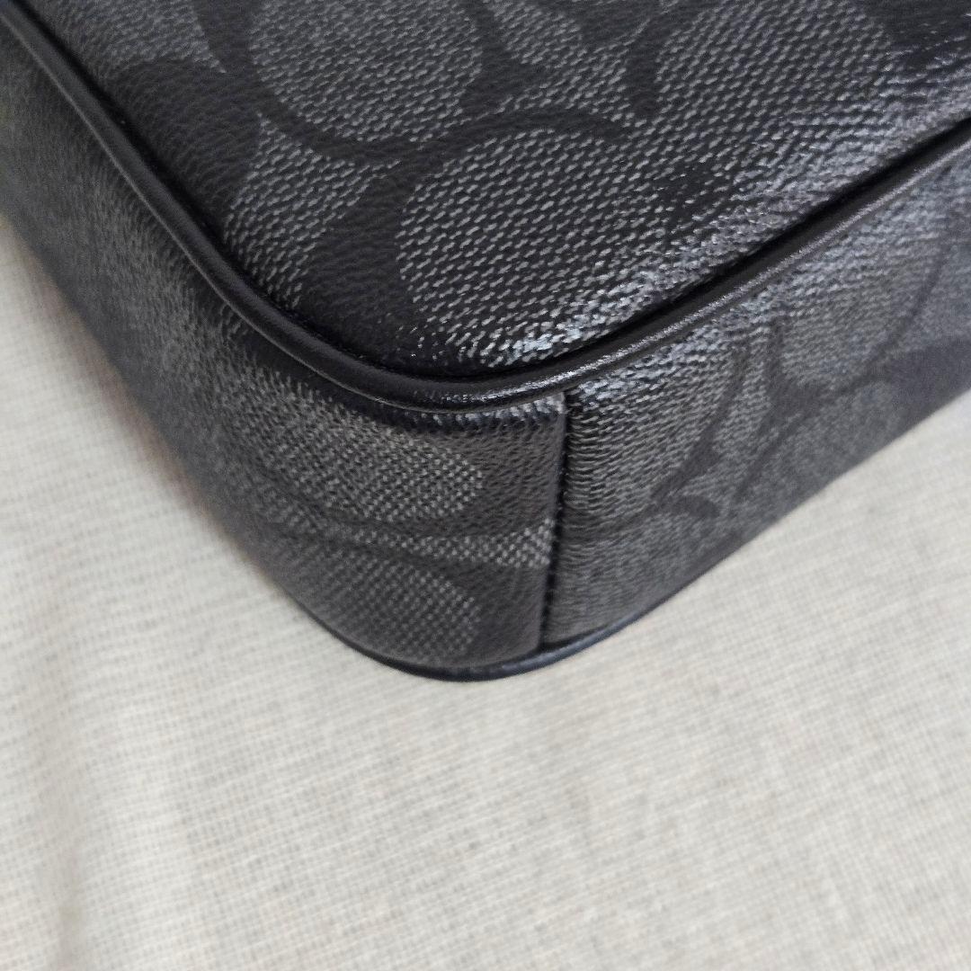 【極美品】COACH シグネチャーハンドバッグ　コーチアクセサリーポーチ