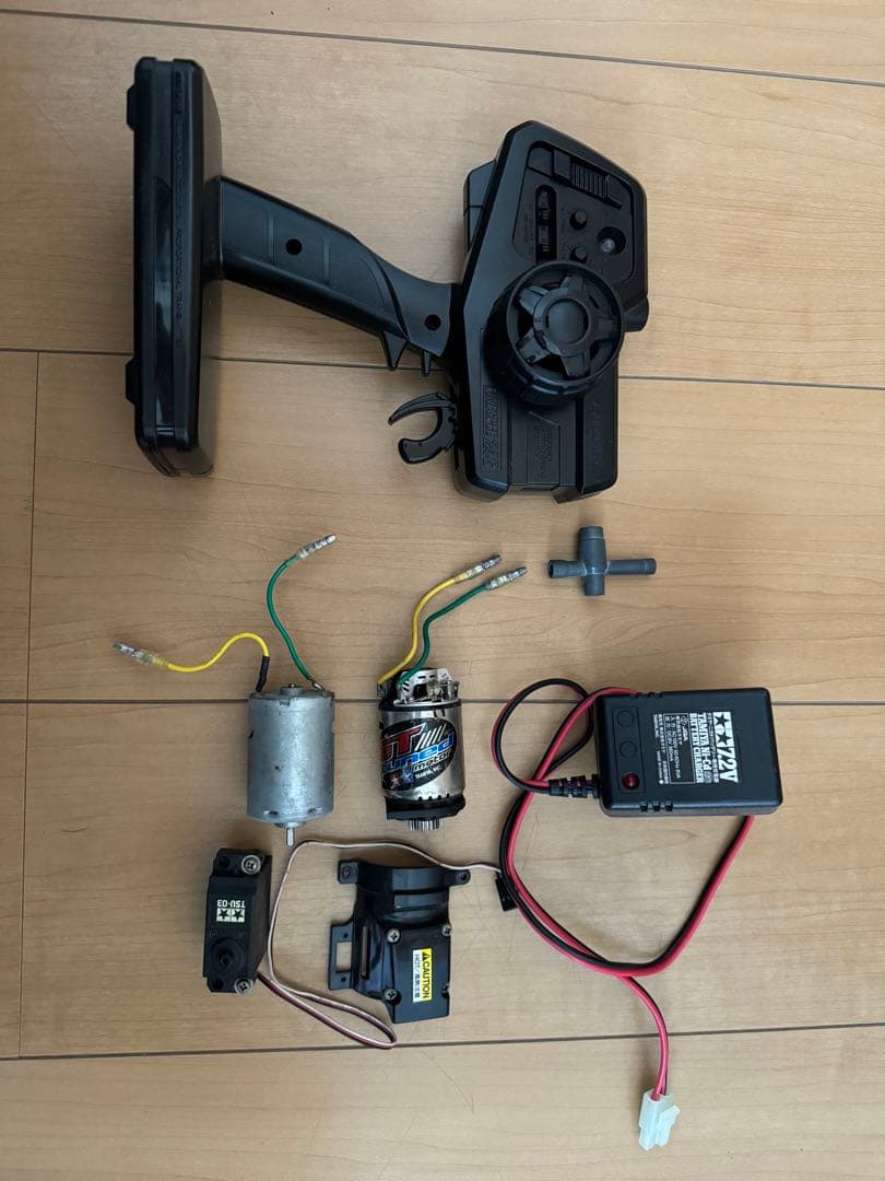 タミヤ　ラジコン　TT-02？