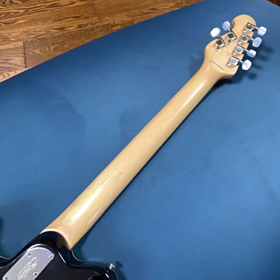 ★値下★程度極上★送料無料★Sterling by MUSICMAN AX3O