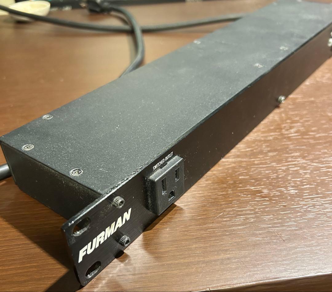 FURMAN M-8X2 パワーディストリビューター ラックマウント電源タップ