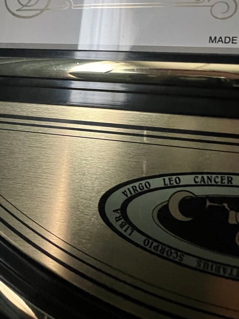 Small World 壁掛け時計　4MH744MR 音楽機能付き