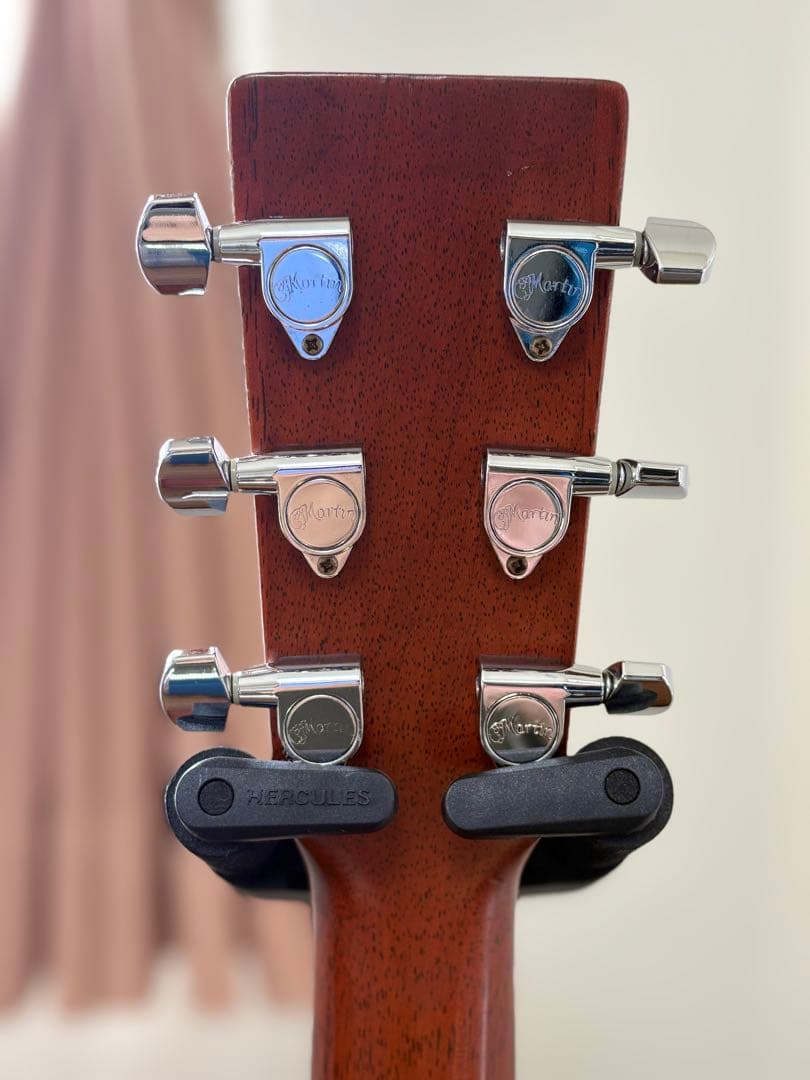 ⭐️クリスマスセール❣️ Martin OOO-16GT オール単板 - メルカリ