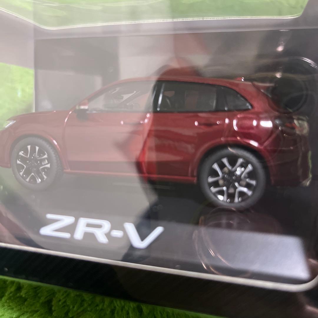 ホビージャパン　ホンダ　ZRーV ミニカー