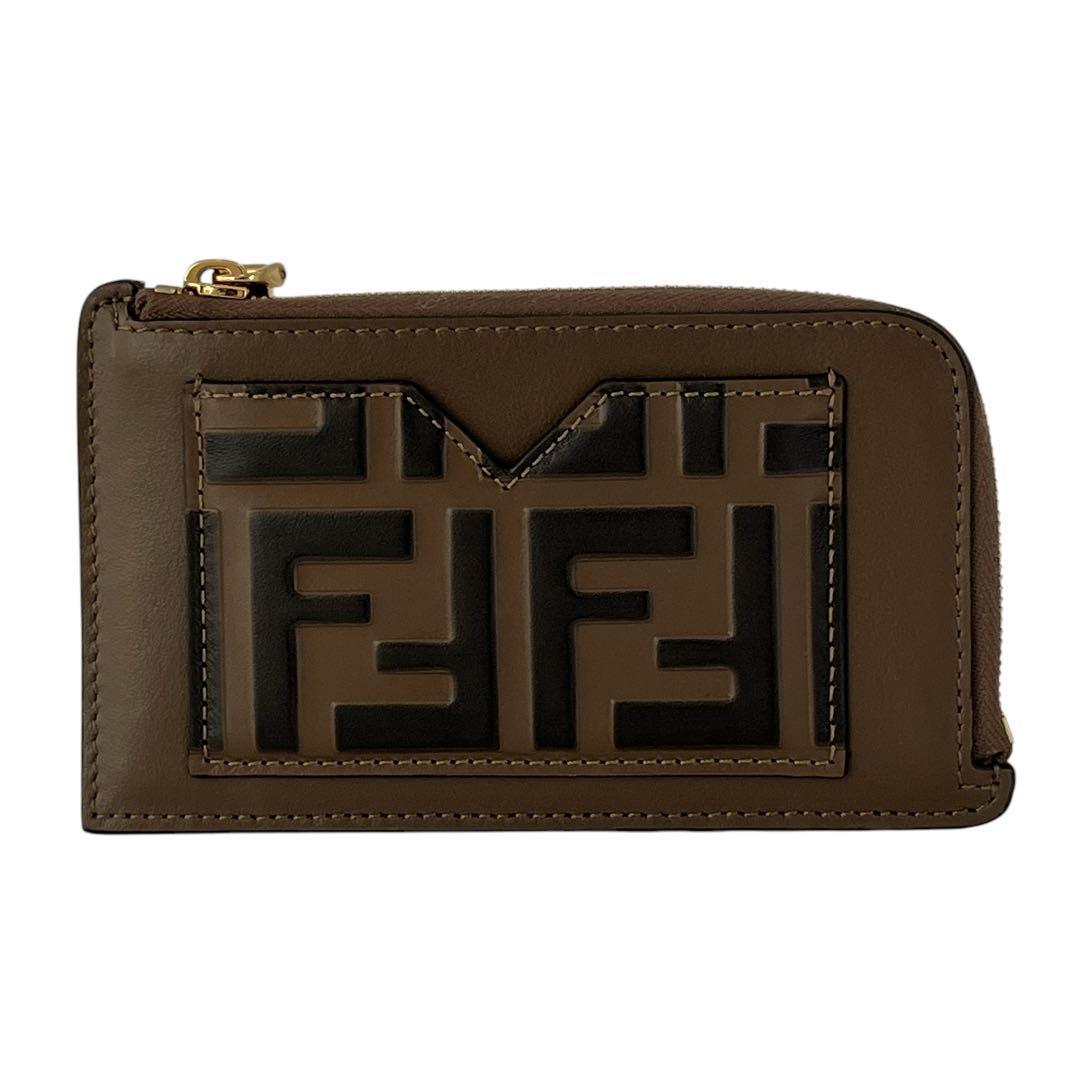 美品　フェンディ　ケース　FFダイヤモンド　カードケース　ズッカ　レザー