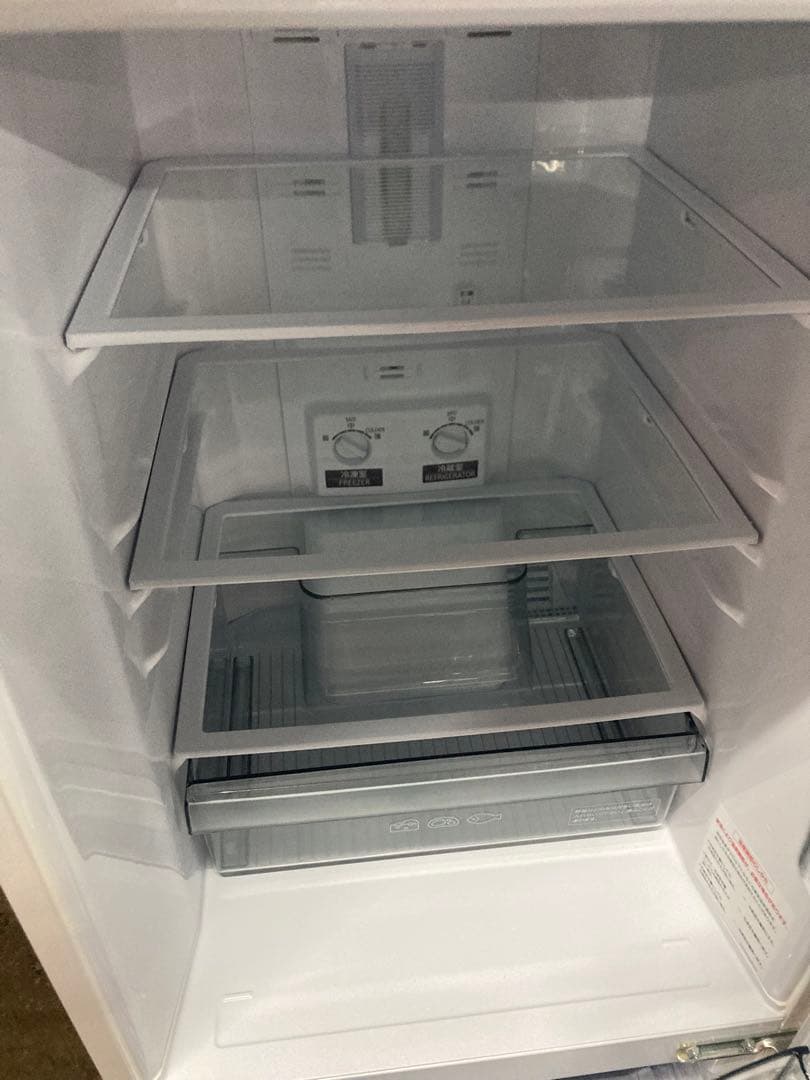 三菱 ノンフロン冷凍冷蔵庫146L MR-P15G-W1 2022年製