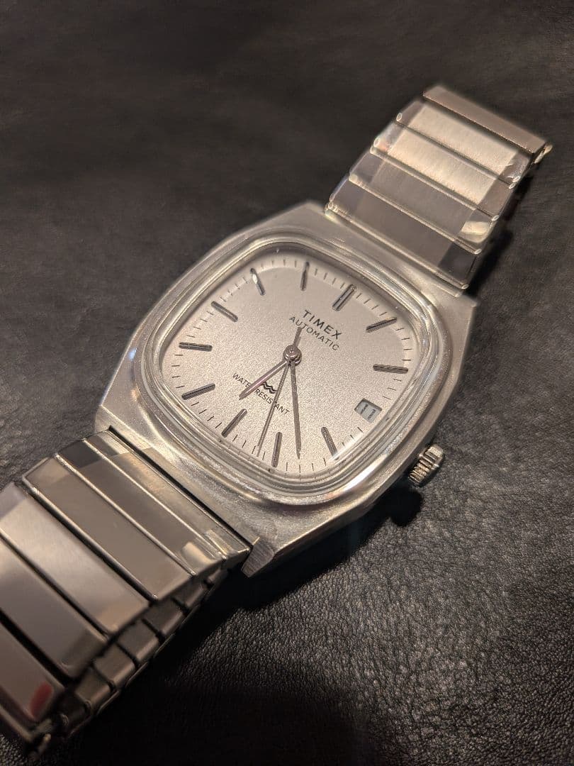 TIMEX 自動巻き時計 シルバー文字盤 TVスクリーンダイアル