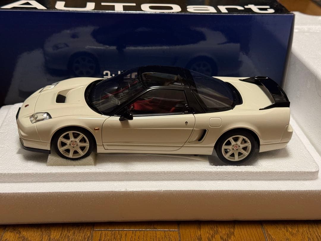 【美品】AUTOart 1/18　ホンダ NSX-R （NA2）