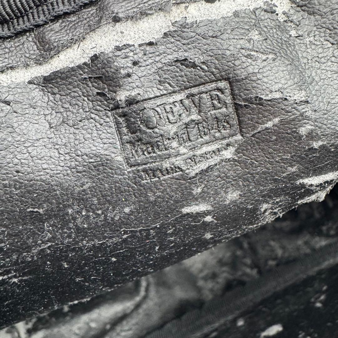 LOEWE ショルダーバッグ　ブラック　レザー　アナグラム　ヴィンテージ