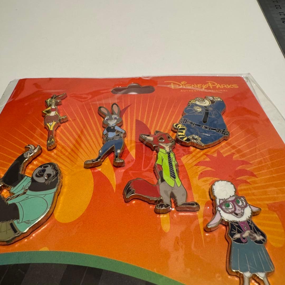 ディズニーパークス ズートピア zootopia ピンズ、ピンバッジ 6個