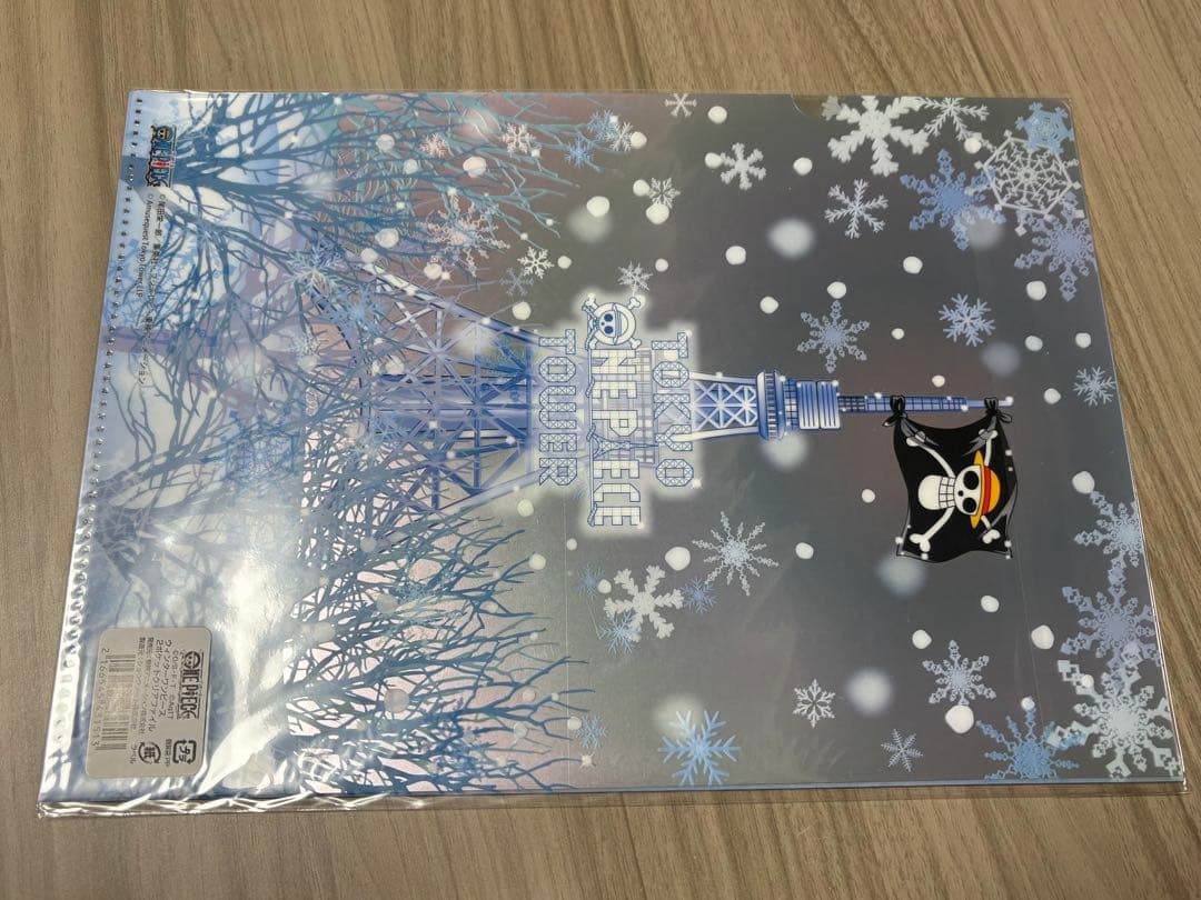 東京ワンピースタワー限定 ウィンター 2ポケットクリアファイル - メルカリ
