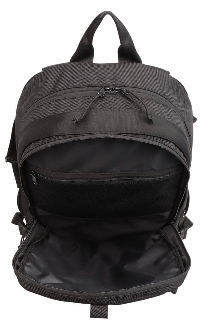 MARY QUANT NewERAマリークワント　ニューエラ　コラボリュック