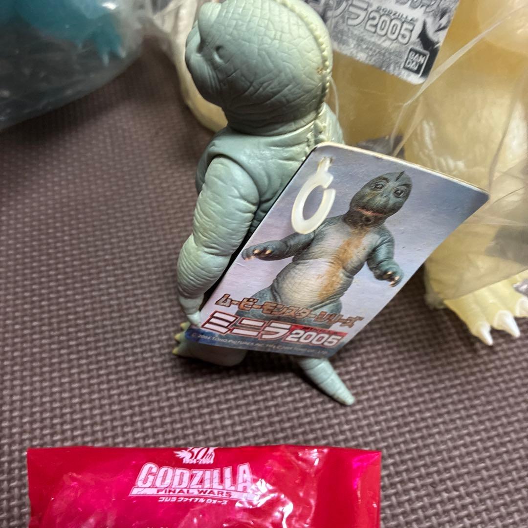 ⭐︎新品タグ付ムービーモンスターシリーズミニラ、ゴジララドン、モスラ劇場限定ゴジラ