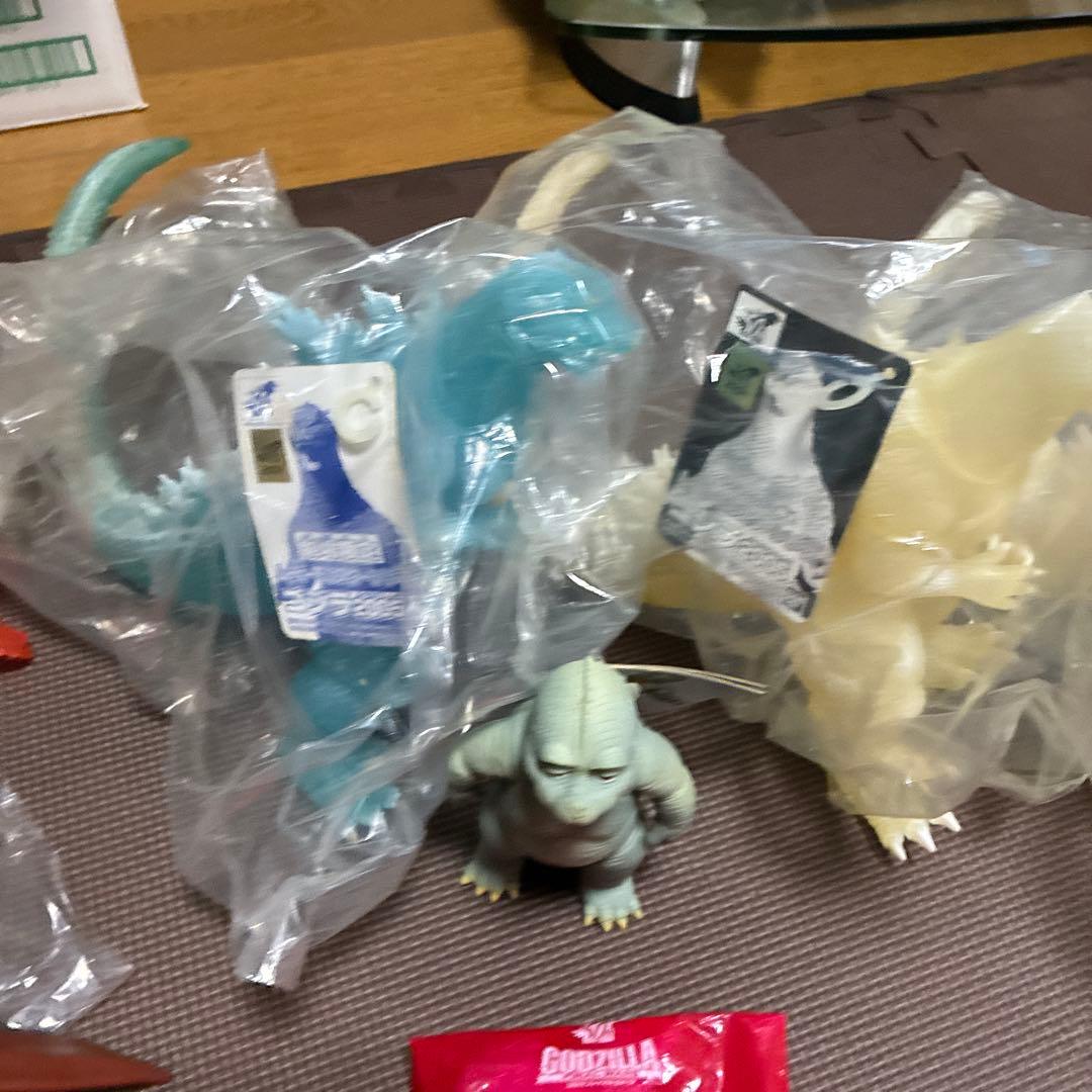 ⭐︎新品タグ付ムービーモンスターシリーズミニラ、ゴジララドン、モスラ劇場限定ゴジラ