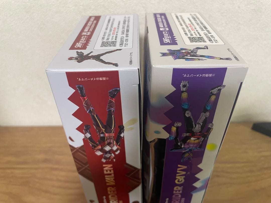 s.h.figuarts 仮面ライダーヴァレン&仮面ライダーガヴ　フィギュアーツ