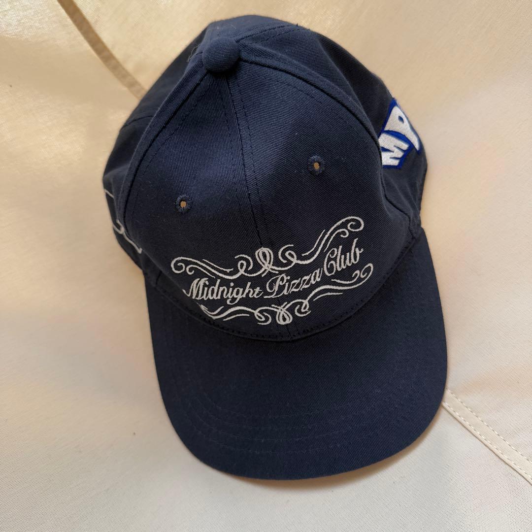 MIDNIGHT PIZZA CLUB × TTTMSW cap（NAVY）