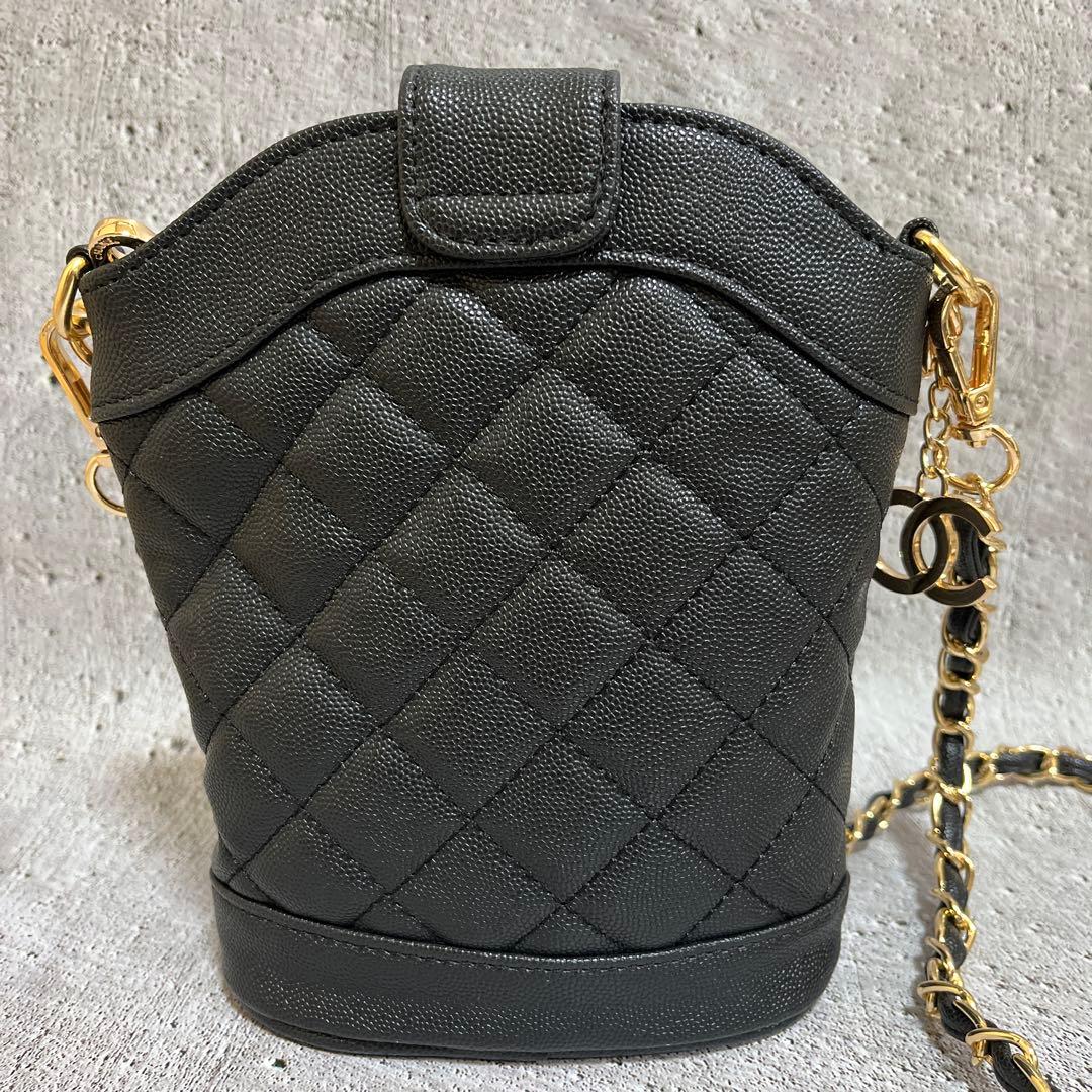 シャネルノベルティミニショルダー　ショルダーバッグ　2way バケット型
