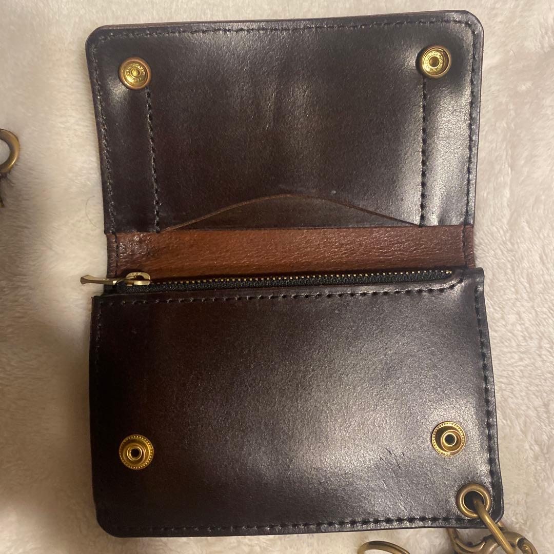 茶芯 ショートトラッカーウォレット 本革