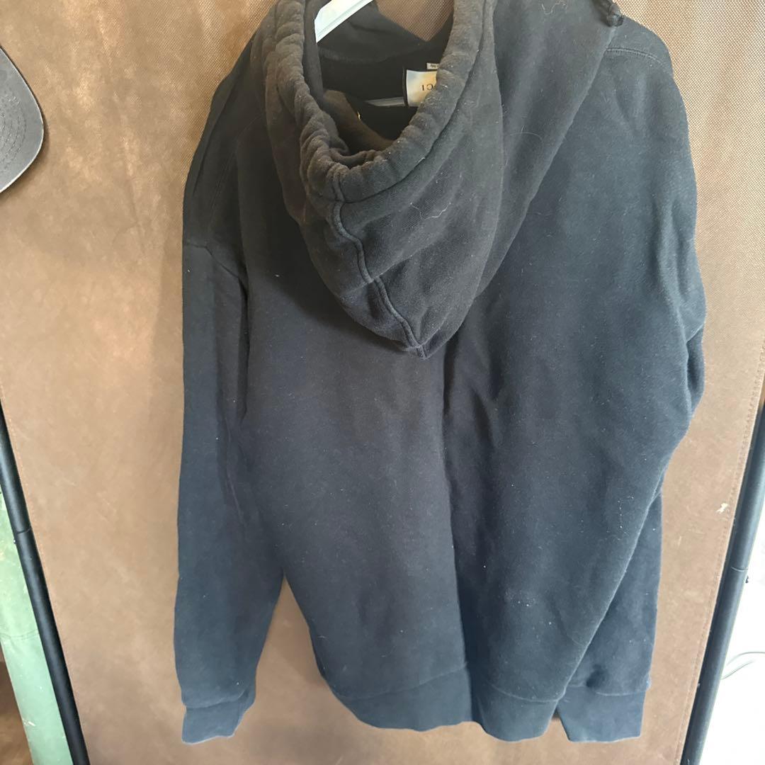 GUCCI 緑獣刺繍 ブラックパーカー