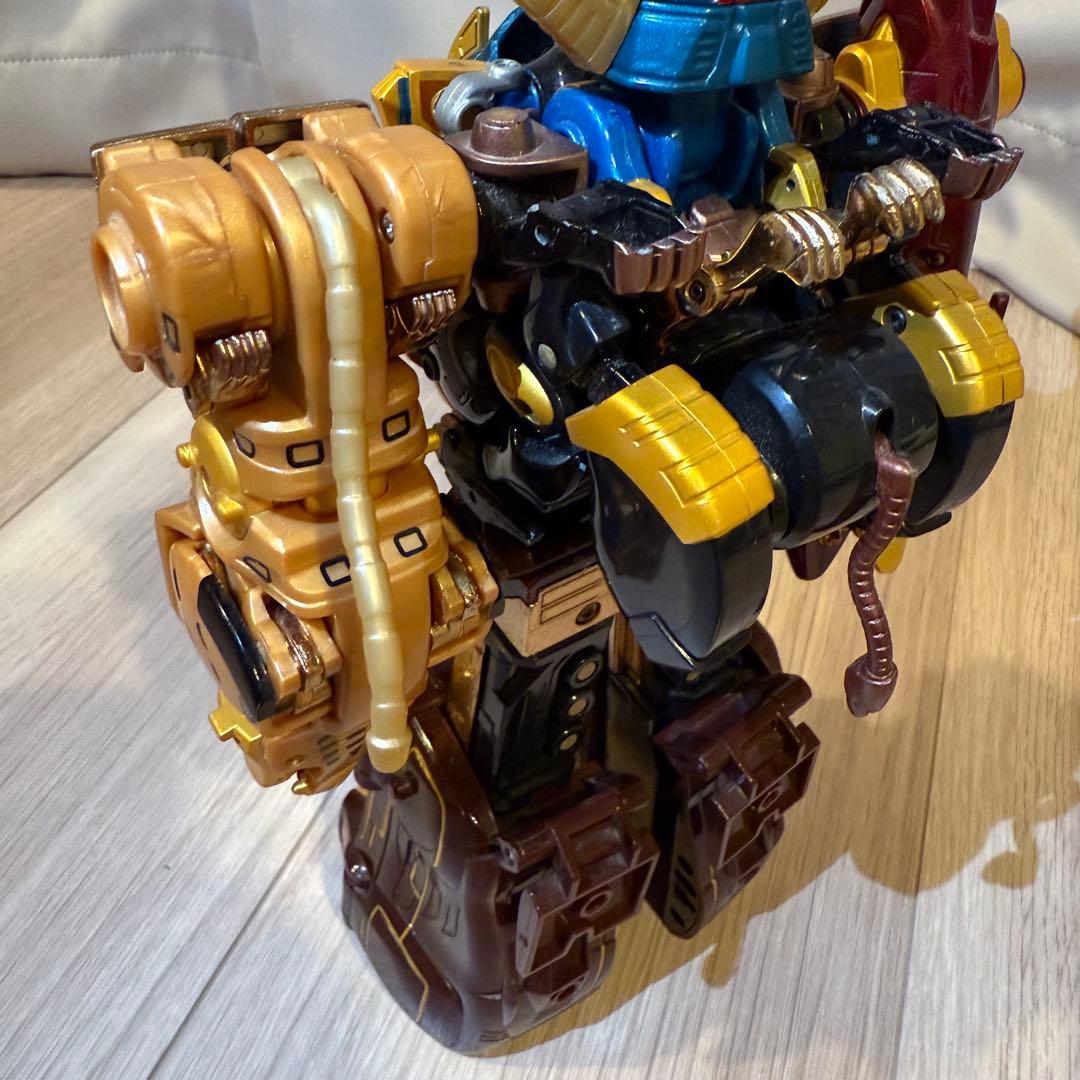 DX 超合金　百獣戦隊ガオレンジャー　ガオゴッド