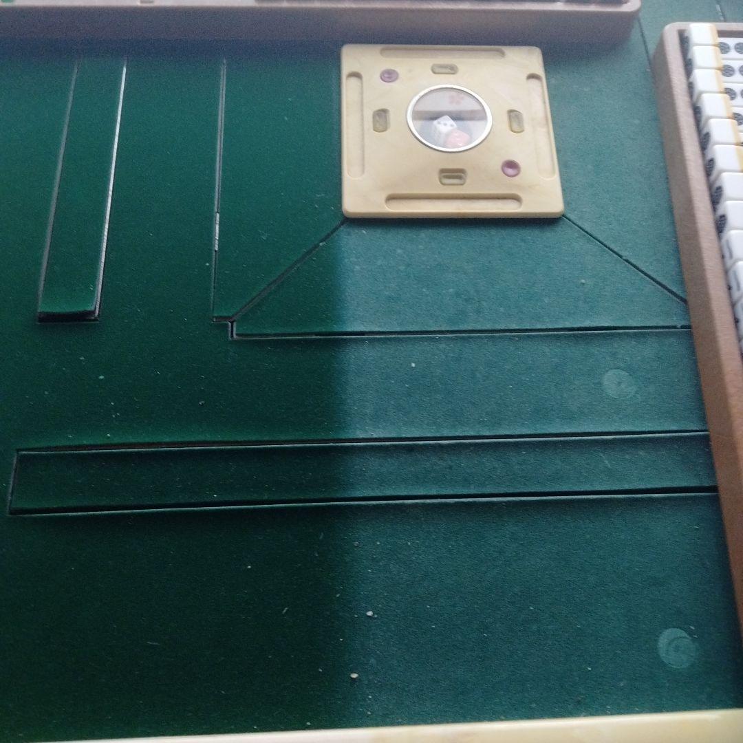 電動麻雀セット 緑色のフェルト卓と牌100000円が今なら80000円