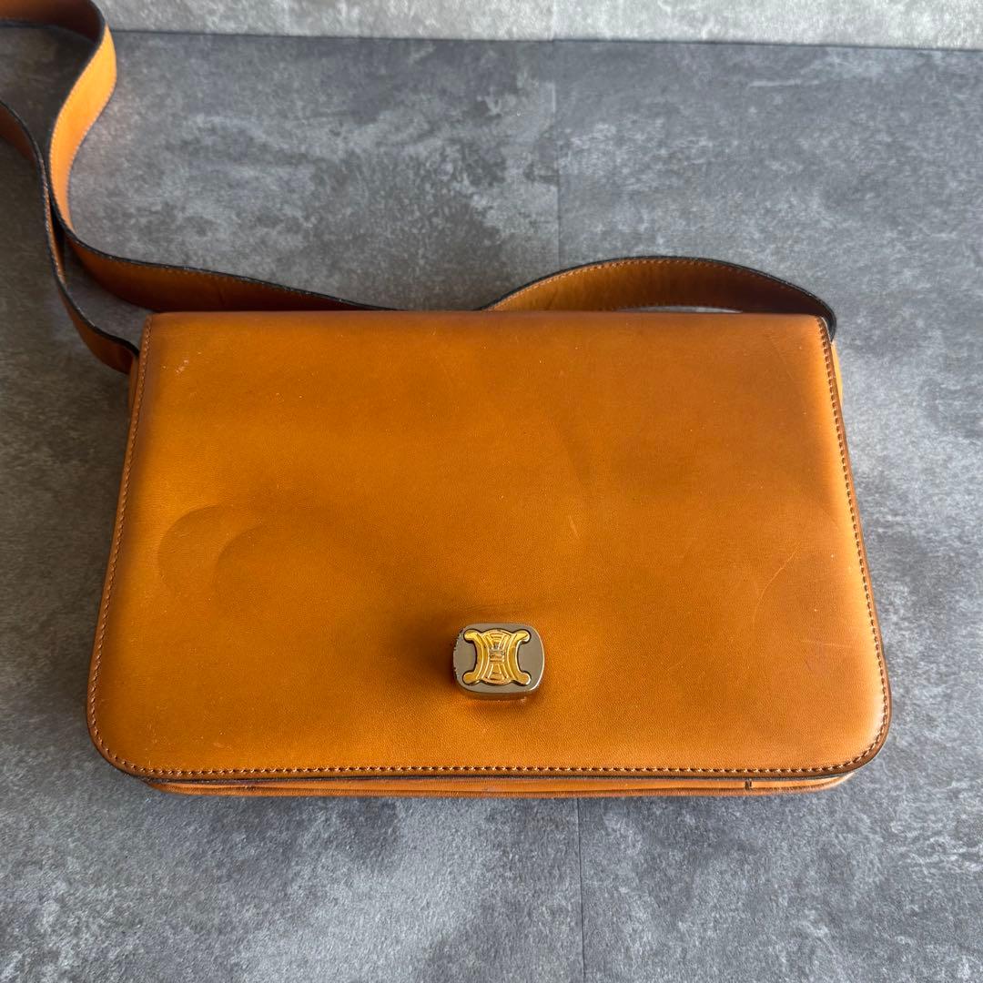 Peppe ⭐️セリーヌ⭐️トリオンフ 金具 レザー ショルダーバッグ