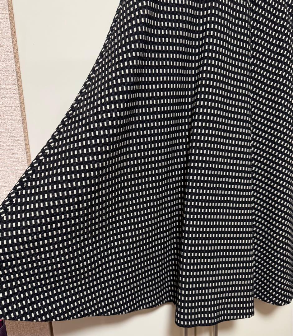 新品タグ付き！ANAYI幾何ジャガードフレアスカート