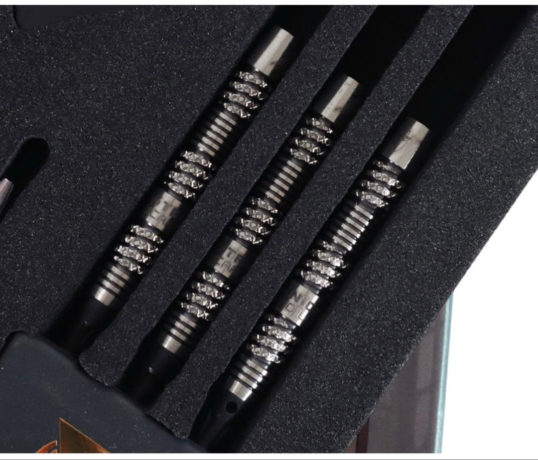 リカルドレイジー エスダーツ限定モデル