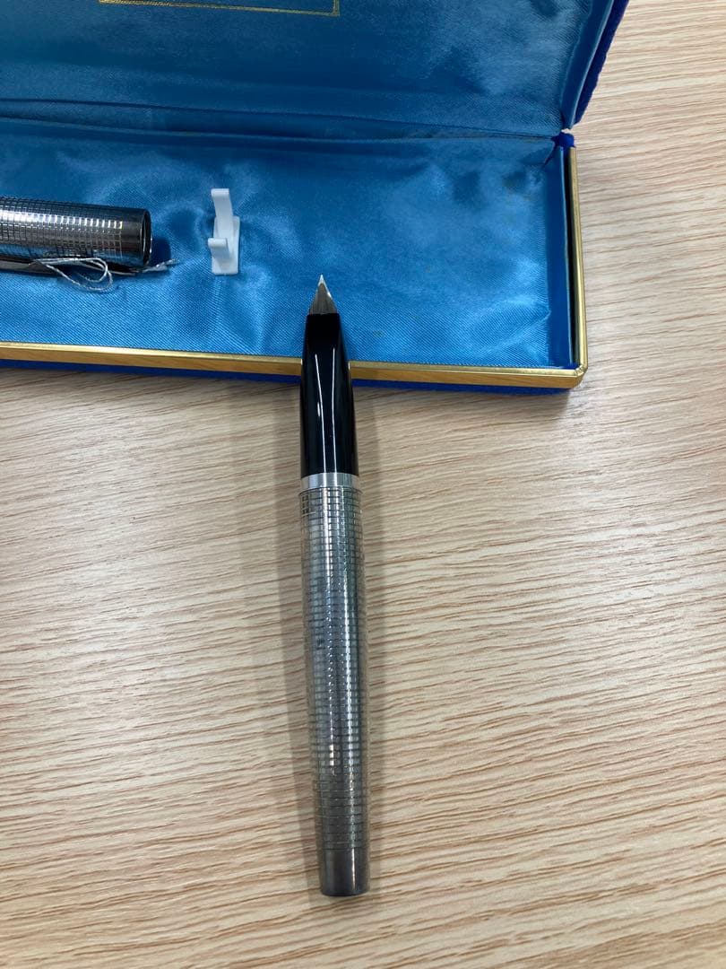 PLATINUM 万年筆 K14WG 専用ケース付きの通販はau PAY マーケット