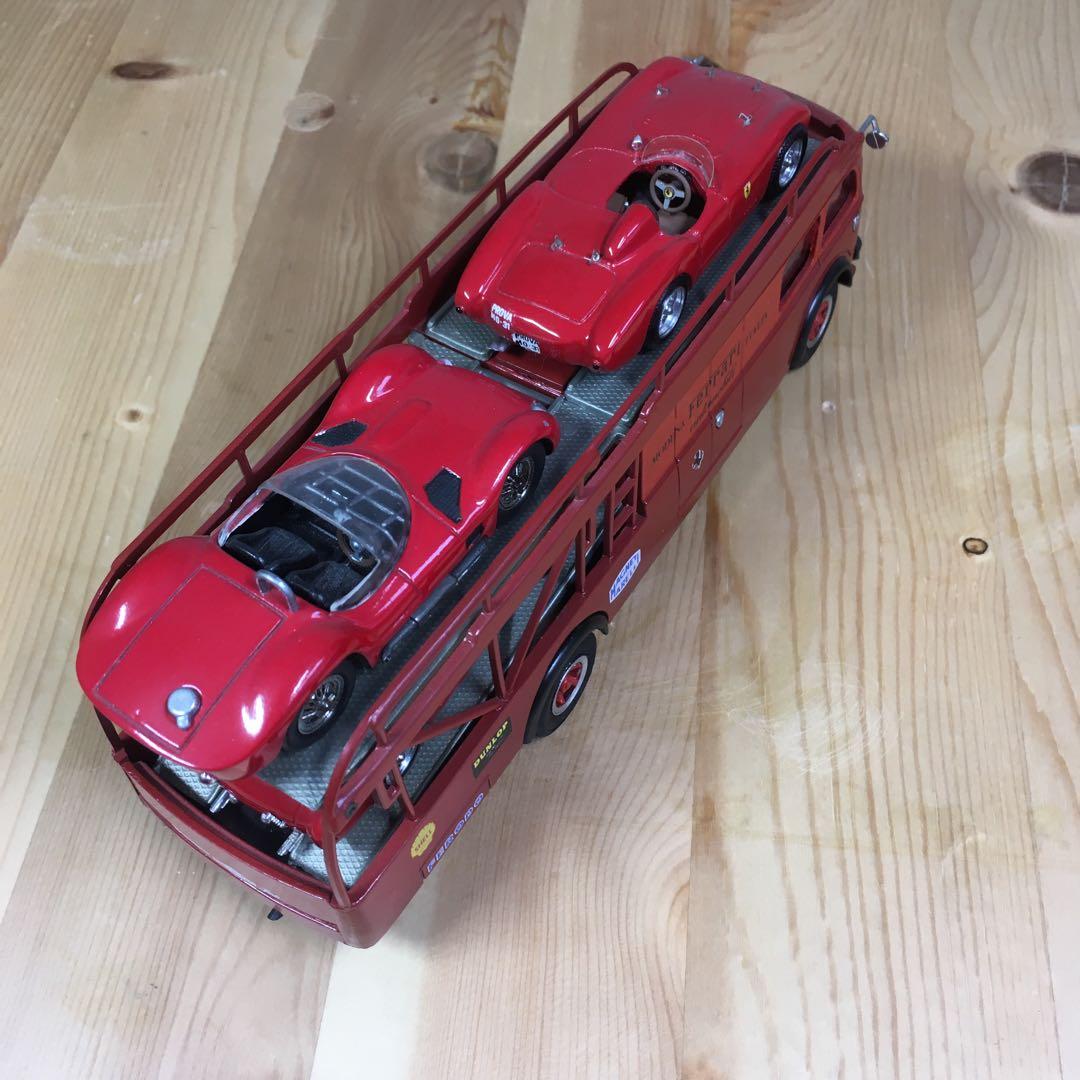 1/43チームフェラーリトレーラー　レア物