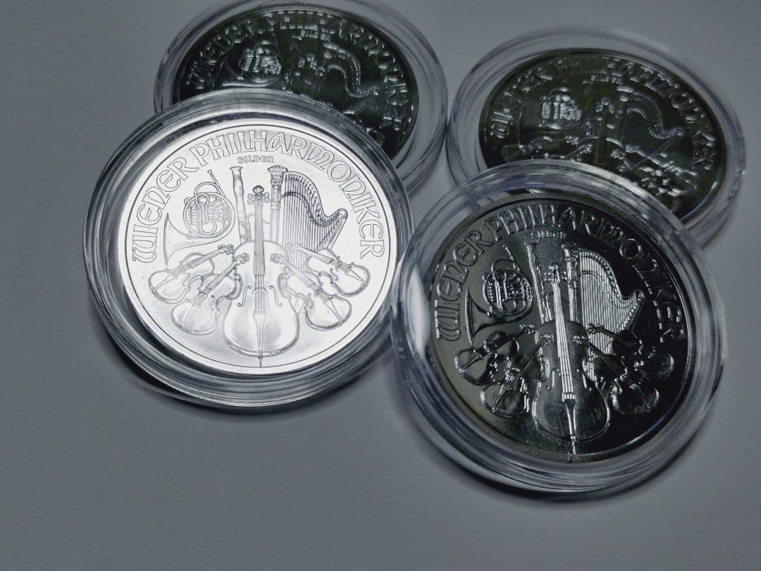オーストリア ウィーンフィル1オンス銀貨 4枚セット コインケース付き