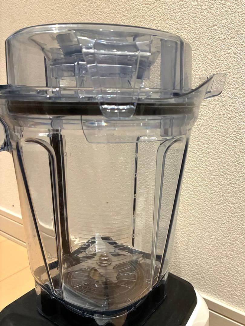 Vitamix V1200i ホワイト　2.0L 中古美品