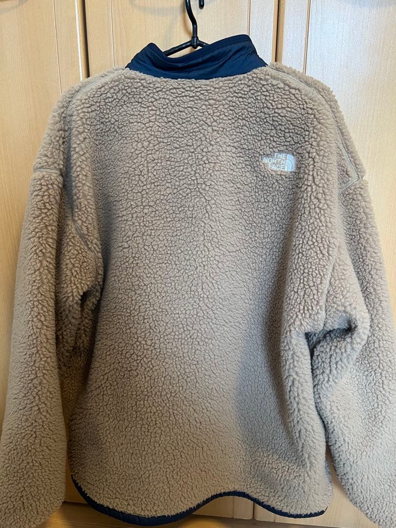 ノースフェイス リバーシブルエクストリームパイルジャケット