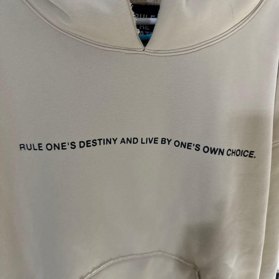 RULE THE TATE ベージュ パーカー サイズ2
