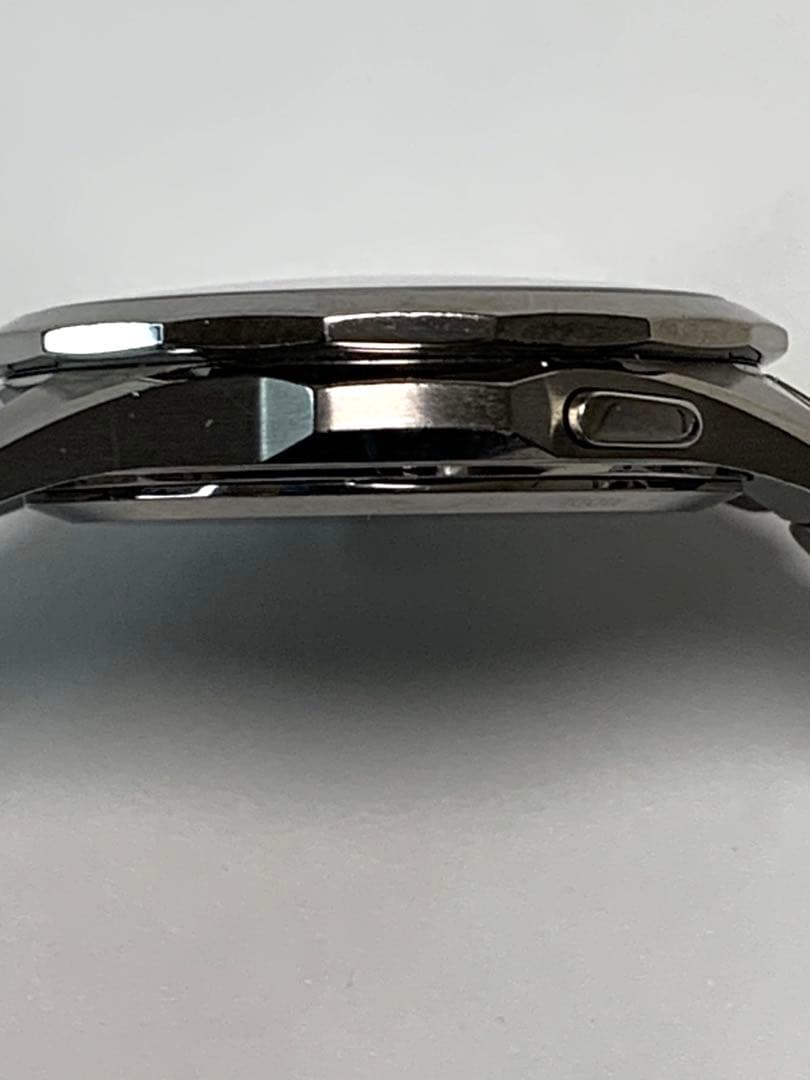 【美品】CASIO　オシアナス マンタ　OCW-S2400-1AJF