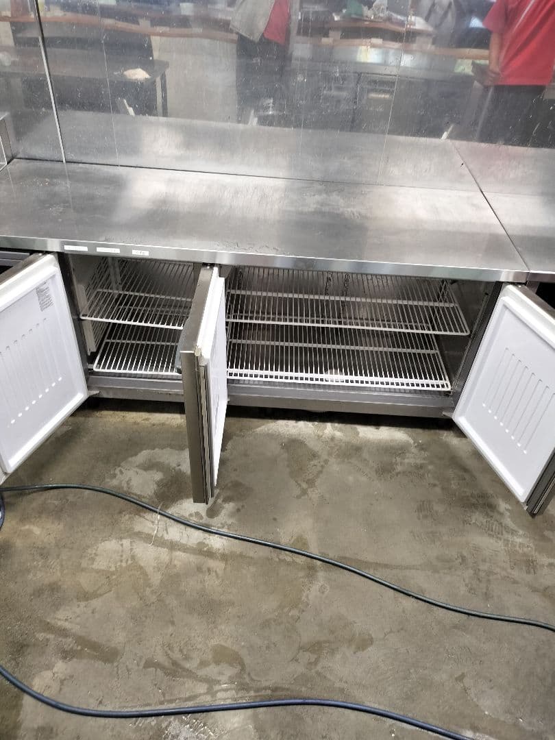 矢*弥様 GALILEI 業務用冷蔵庫 LRC-181PM　2021年5月製造