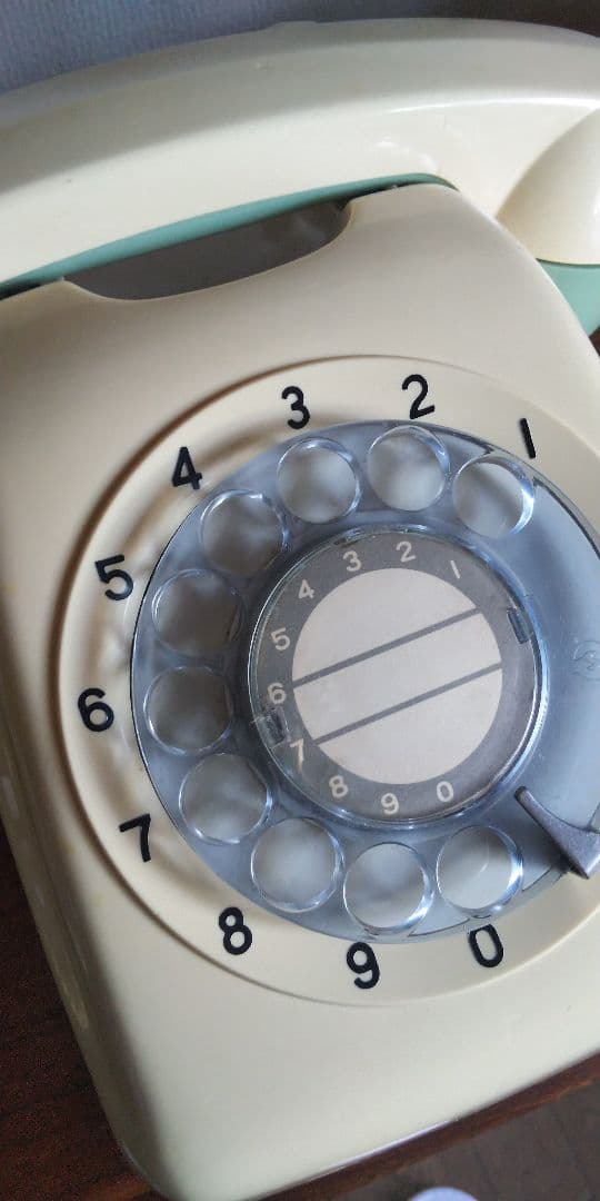 昭和レトロ電話機601-A2 アイボリー 美術品・アンティーク・コレクション